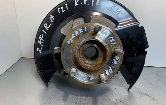 Opel Zafira C Front wheel hub 13248526