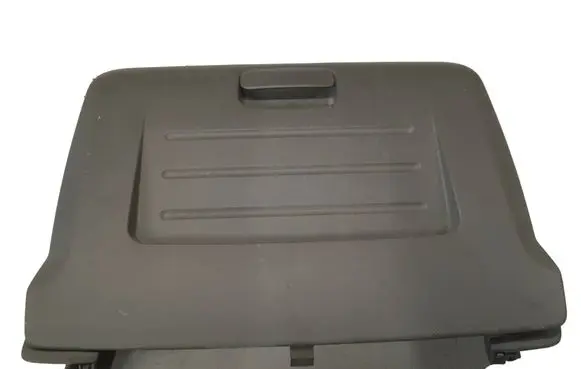 Renault Master III Glove box