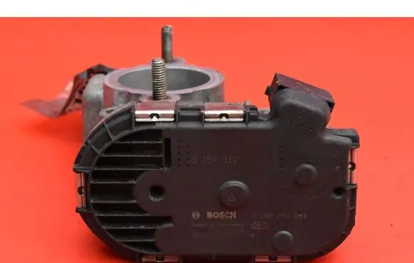Opel Corsa C Throttle body valve 9157512