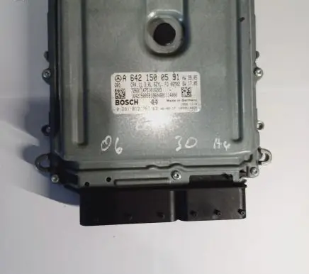 Mercedes-Benz E W211 Engine control unit/module 6421500591 0281012787