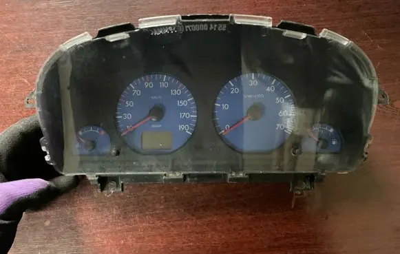 Peugeot Partner Speedometer (instrument cluster) 501020790020