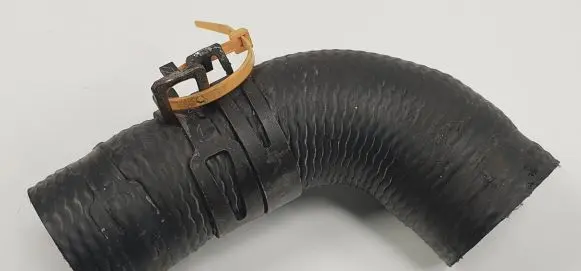 Jaguar S-Type Engine coolant pipe/hose