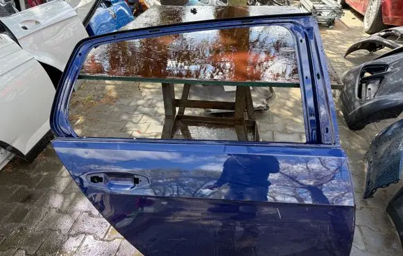 Volkswagen Golf VII Rear door 5G4833312L