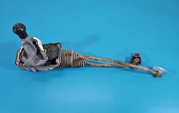Volkswagen PASSAT B5.5 Gear shift cable linkage 8D0711167 IMPRK1596741