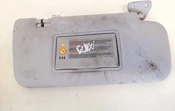 Nissan Primera Sun visor