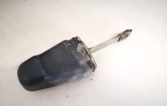 Volkswagen PASSAT B4 Front door check strap stopper 3a0837323