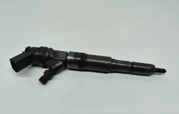 BMW 5 E60 E61 Fuel injector 0445110216 9445110 81A0718T