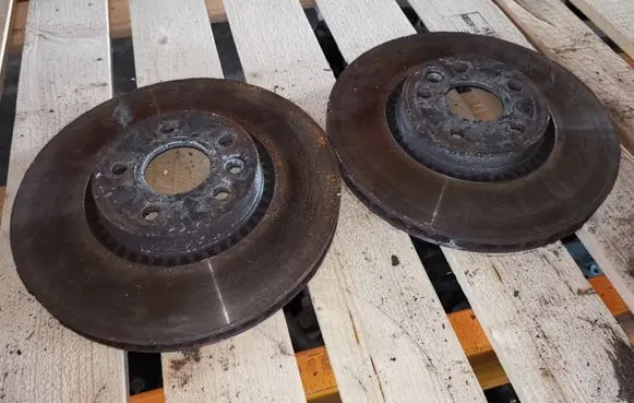 Volvo V70 Front brake disc