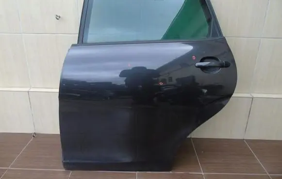 Seat Altea Rear door