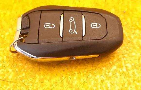 Citroen C5 X Ignition key/card RCVCDM3A 1M3A 43392MHZ