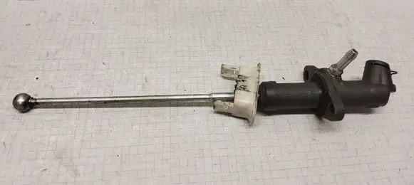 Fiat Bravo Clutch slave cylinder 