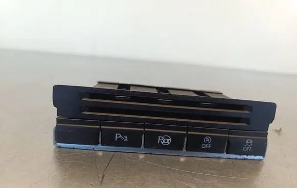 Volkswagen Tiguan A set of switches 5N2927132R