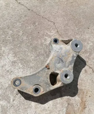 Opel Adam Gearbox mounting bracket 13185906