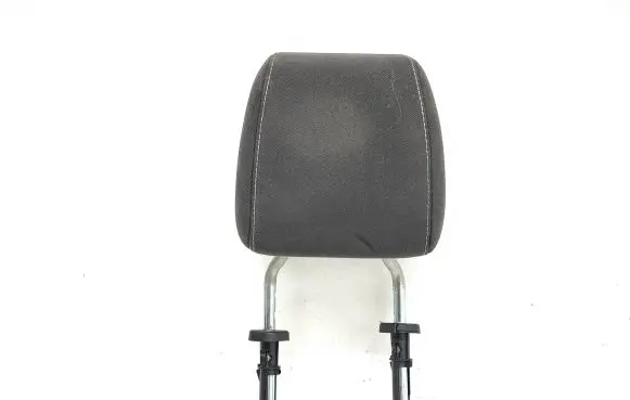 Ford Focus Front seat headrest 
