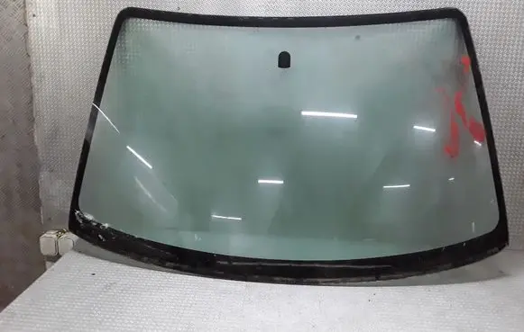 Mazda Demio Front windscreen/windshield window 
