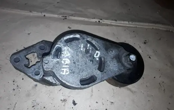 Skoda Fabia Mk2 (5J) Generator/alternator belt tensioner 045903315A