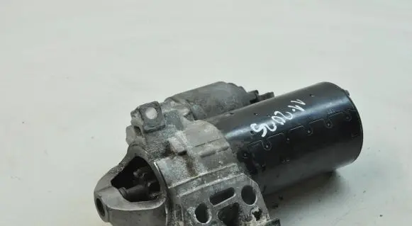 BMW 5 F10 F11 Starter motor 8574102