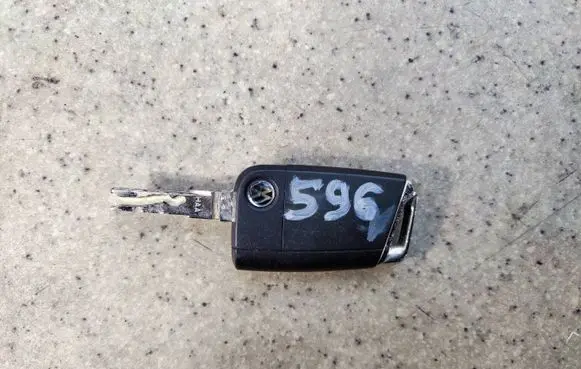 Volkswagen Golf VII Ignition key/card 5G0959752BCAOP0923 5G0959752BC