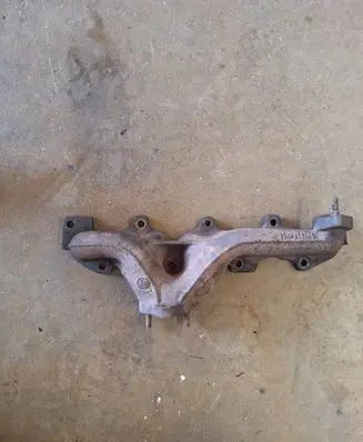 Ford C-MAX I Exhaust manifold