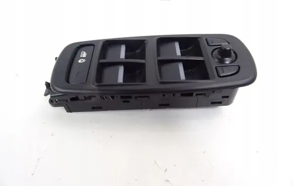 Jaguar XE Quarter vent window switch SPA027JT00F