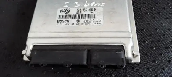Volkswagen PASSAT B5 Engine control unit/module 071906018p 0261206165