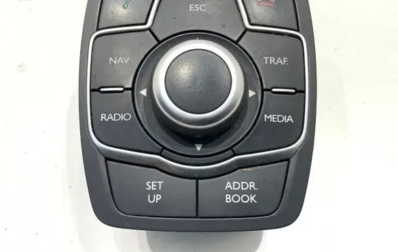 Head unit multimedia control