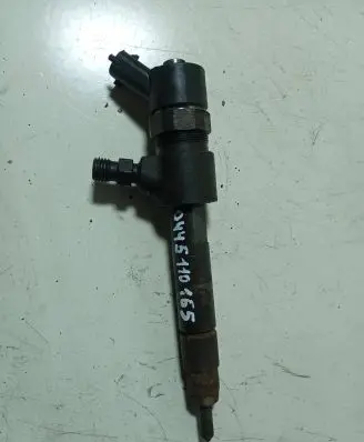 Opel Zafira B Fuel injector 0445110165