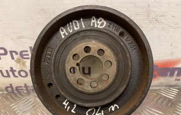 Audi A8 S8 D3 4E Crankshaft pulley 211821201