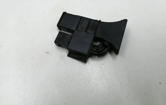 Audi A3 S3 8L Interior temperature sensor 8L0820541