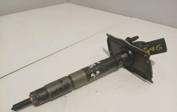 Audi A6 S6 C6 4F Fuel injector 0445115037