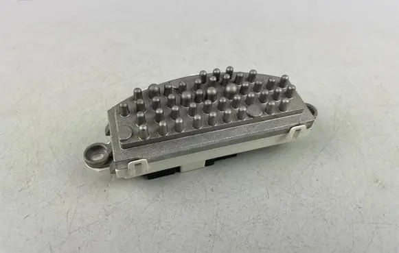 Audi A3 8Y Heater blower motor/fan resistor 5Q0907521C