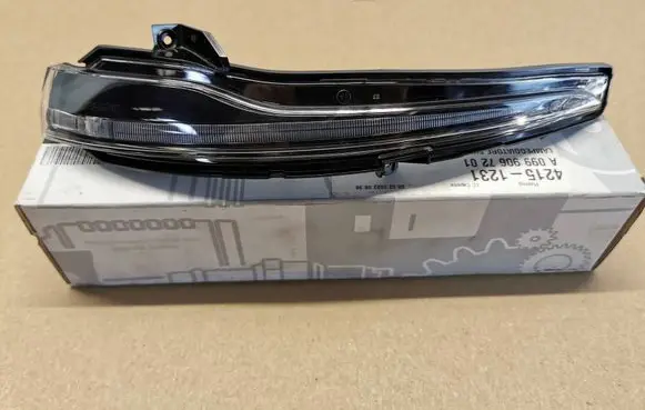 Mercedes-Benz GLC X253 C253 Mirror indicator light A0999067201DAN A0999067201