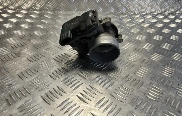 Mazda 3 Throttle body valve PU18807