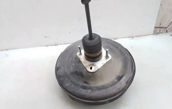 Opel Zafira B Brake booster 360573521