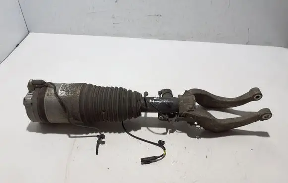 Volvo XC90 Front shock absorber/damper 31451080
