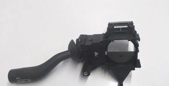 Volkswagen Touareg I Indicator stalk 3D0953513
