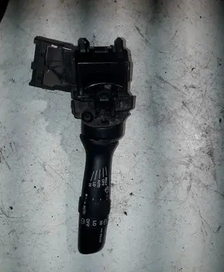 Toyota Auris 150 Wiper control stalk 173848