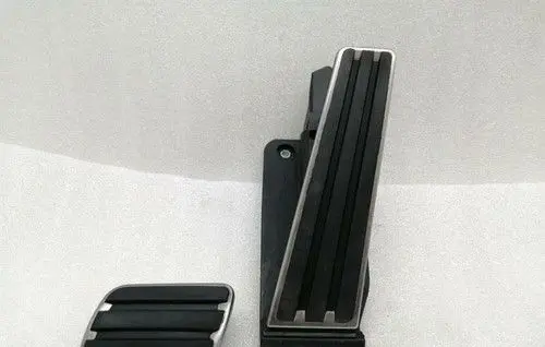 Porsche Cayman 981 Accelerator throttle pedal 97042302101