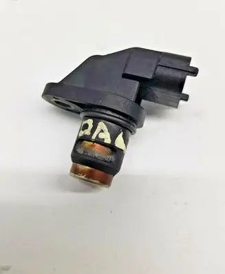 Mercedes-Benz E W211 Camshaft position sensor A0041536928 nr3089