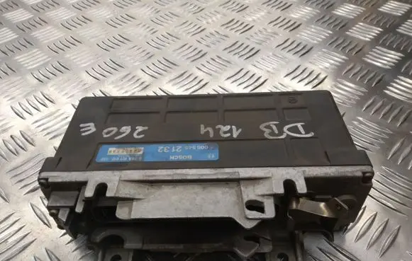 Mercedes-Benz E W124 ABS control unit/module 0055452132 0265101018