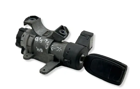 Volvo XC90 Ignition lock 8626324 16184