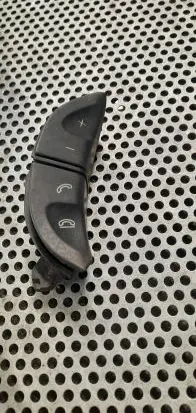 Mercedes-Benz Vito Viano W638 Steering wheel buttons/switches A6398200310