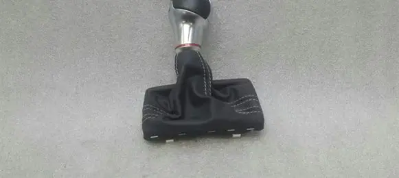 Audi A3 S3 8V Gear lever shifter trim leather/knob 8V2713139N