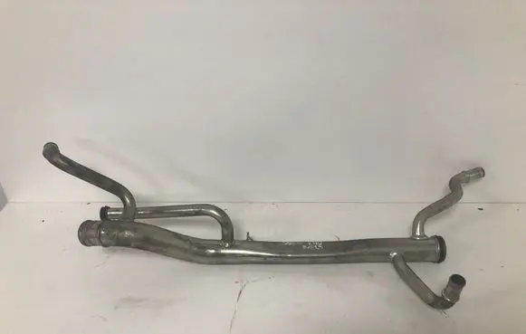 Volvo V40 Engine coolant pipe/hose