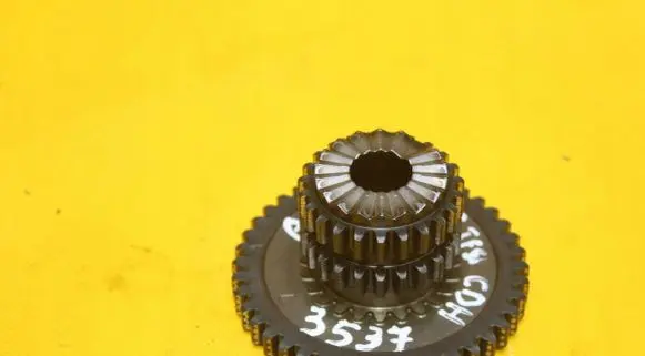 Audi A5 8T 8F Timing chain sprocket 06H105209AT