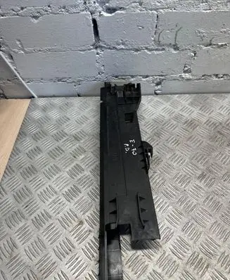 BMW X5 E70 Side radiator support slam panel 7799762