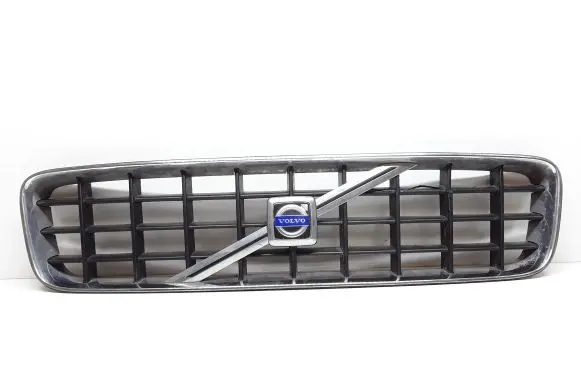 Volvo XC90 Front bumper upper radiator grill 8620641 08620587