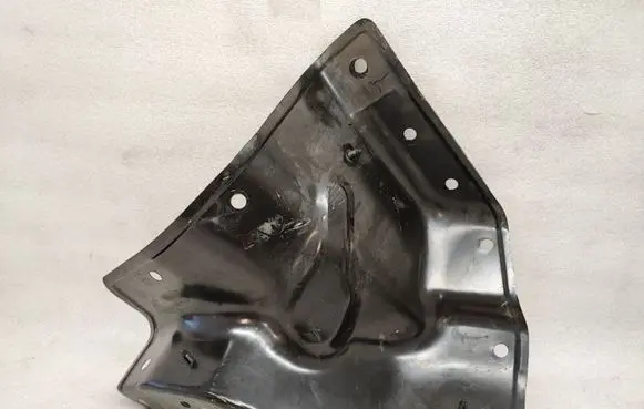 Ford Mustang VI Other engine bay part 13B260189