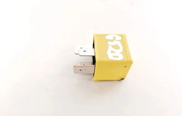Opel Signum Other relay 90226846 V23134-J52-X369