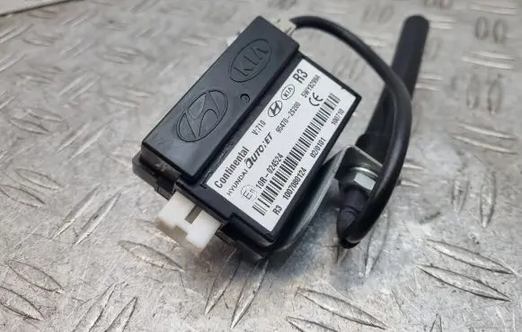 Hyundai ix35 Antenna control unit 954702S200